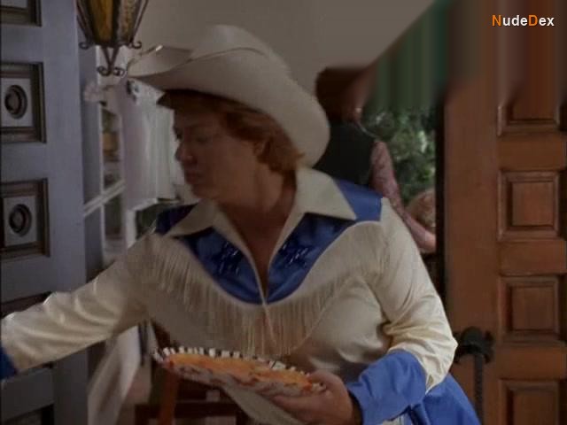 Becky Ann Baker in Girls, photo 2