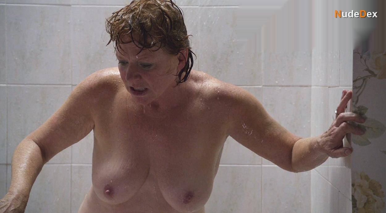 Becky Ann Baker in Girls, photo 5