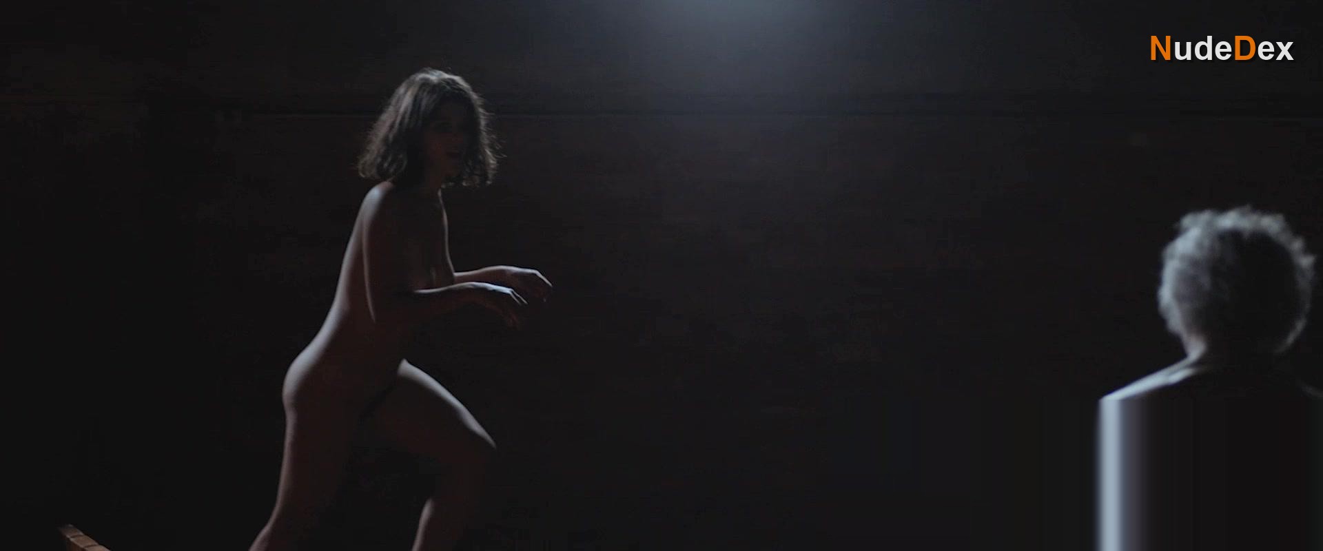 Bela Leindecker in Anna, photo 16