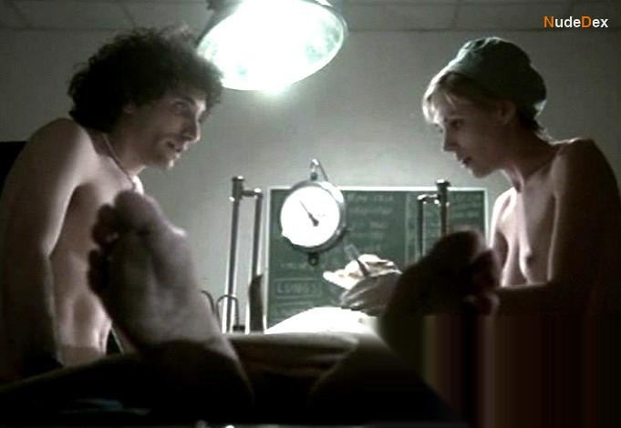 Bess Armstrong in The House Of God, photo 4