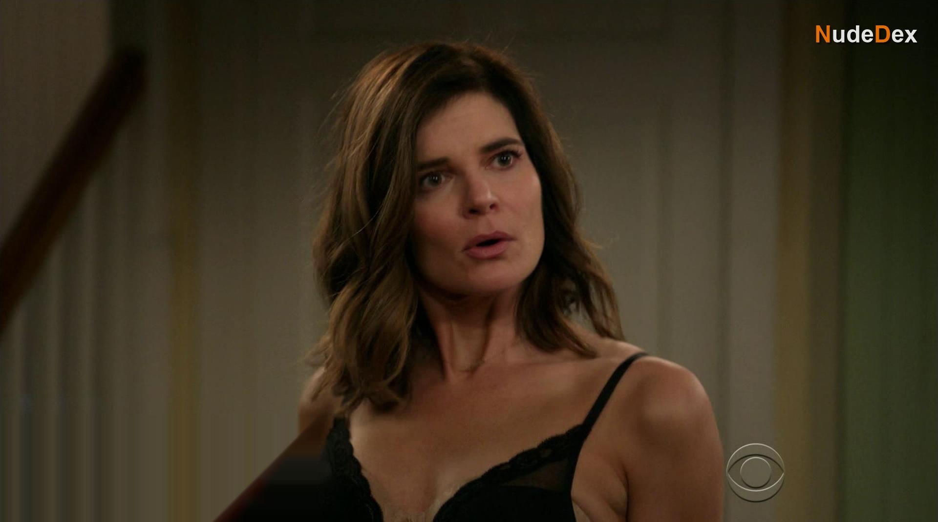 Betsy Brandt in Life In Pieces, photo 10