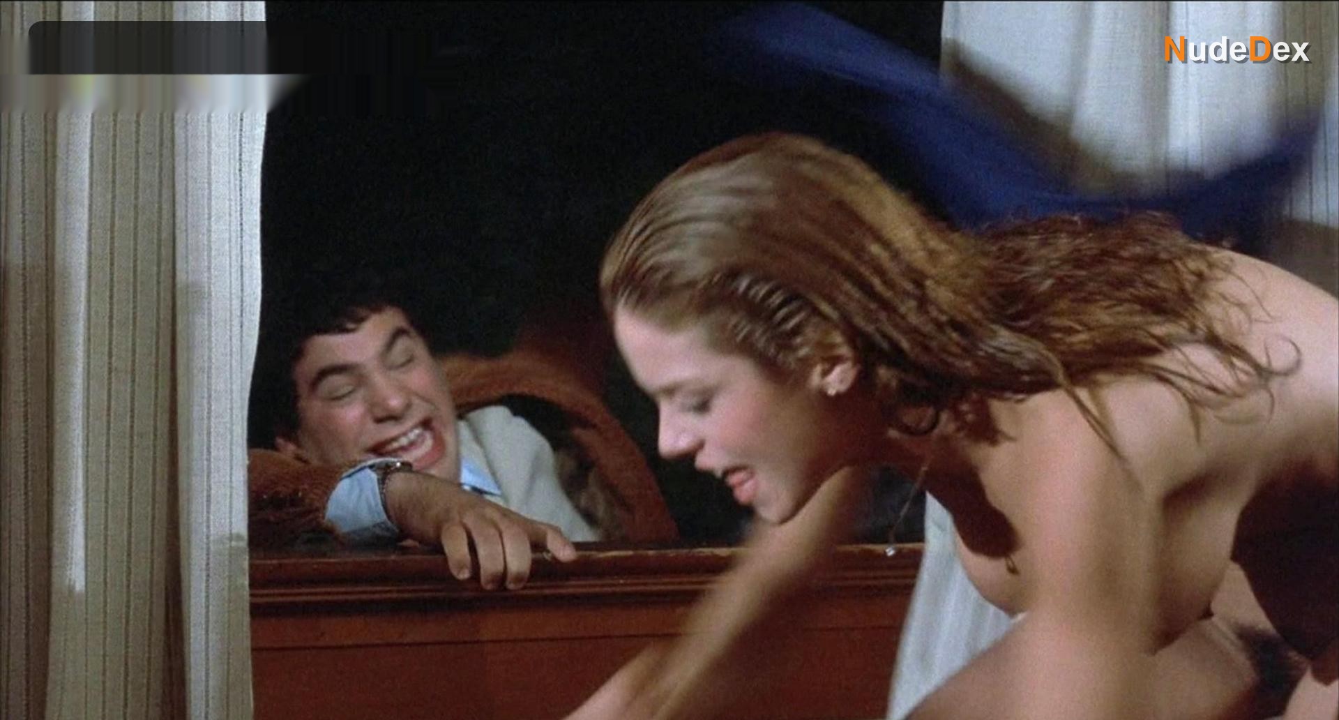Betsy Russell in Private School, photo 4