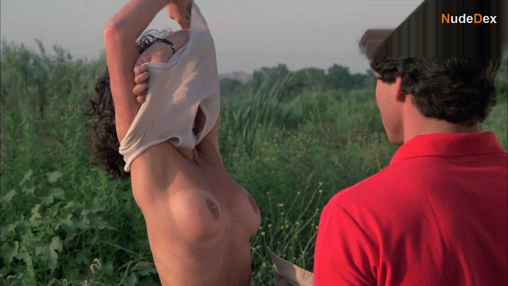 Betsy Russell in Tomboy, photo 10