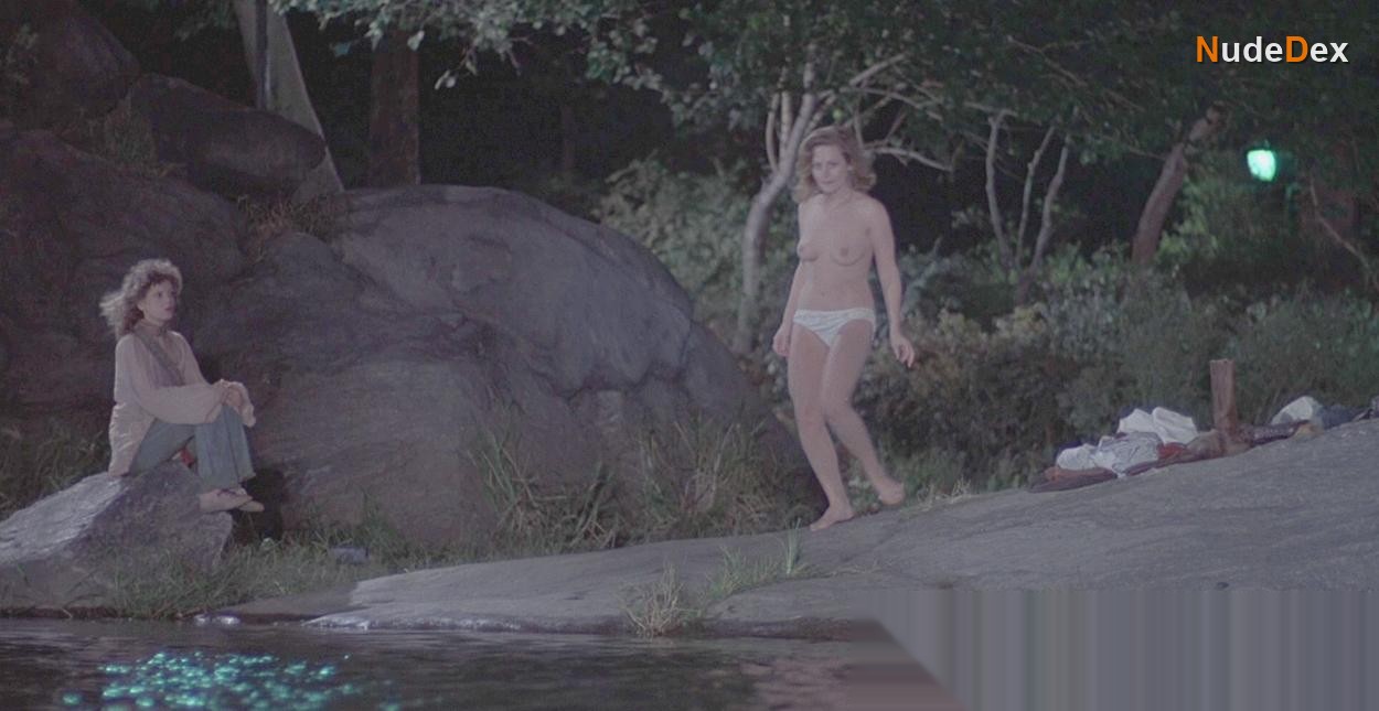 Beverly D'angelo in Hair, photo 2