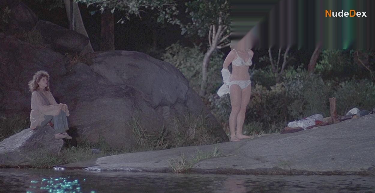 Beverly D'angelo in Hair, photo 12