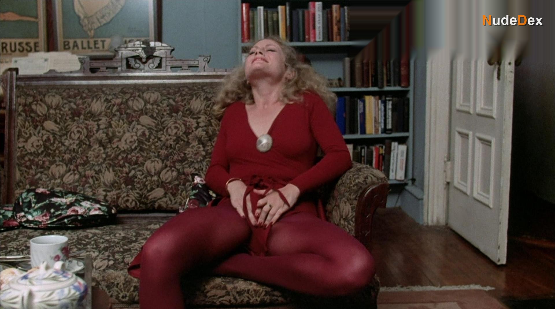 Beverly D'angelo in The Sentinel, photo 3
