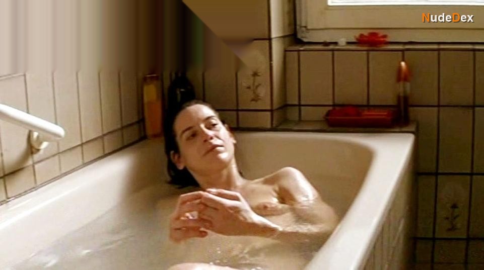 Bibiana Beglau in 3 Kalter, photo 5