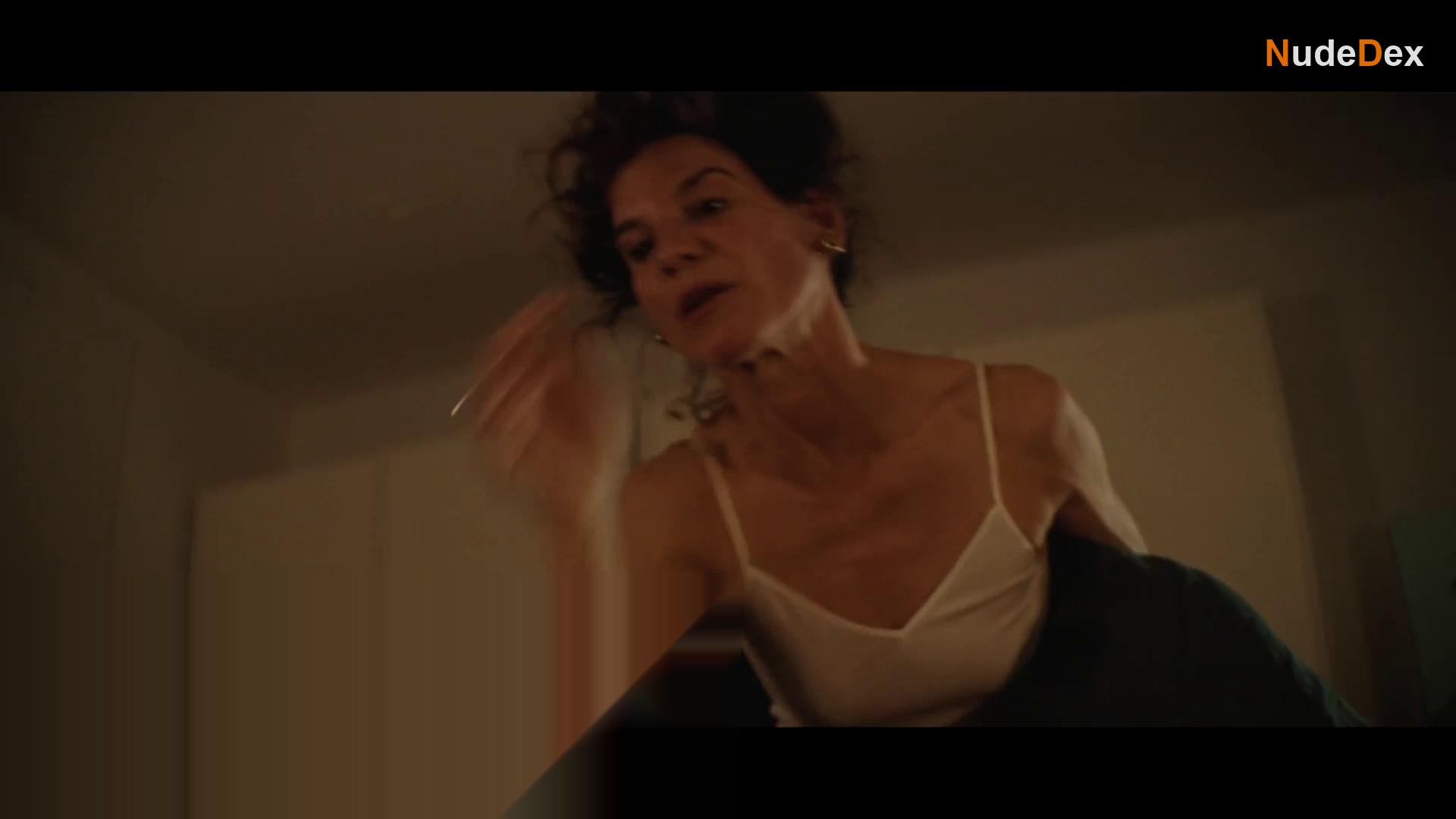 Bibiana Beglau in King Of Stonks, photo 2