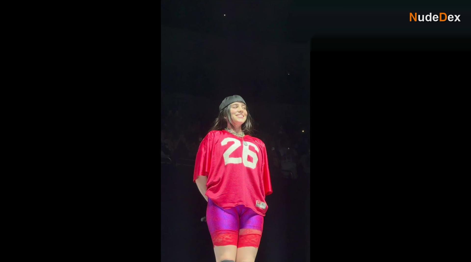 Billie Eilish in Billie Eilish Hit Me Hard And Soft Tour, photo 7