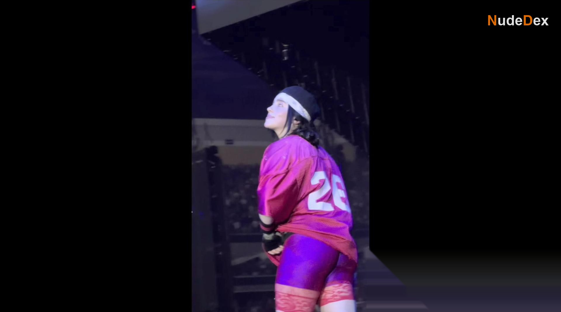 Billie Eilish in Billie Eilish Hit Me Hard And Soft Tour, photo 9