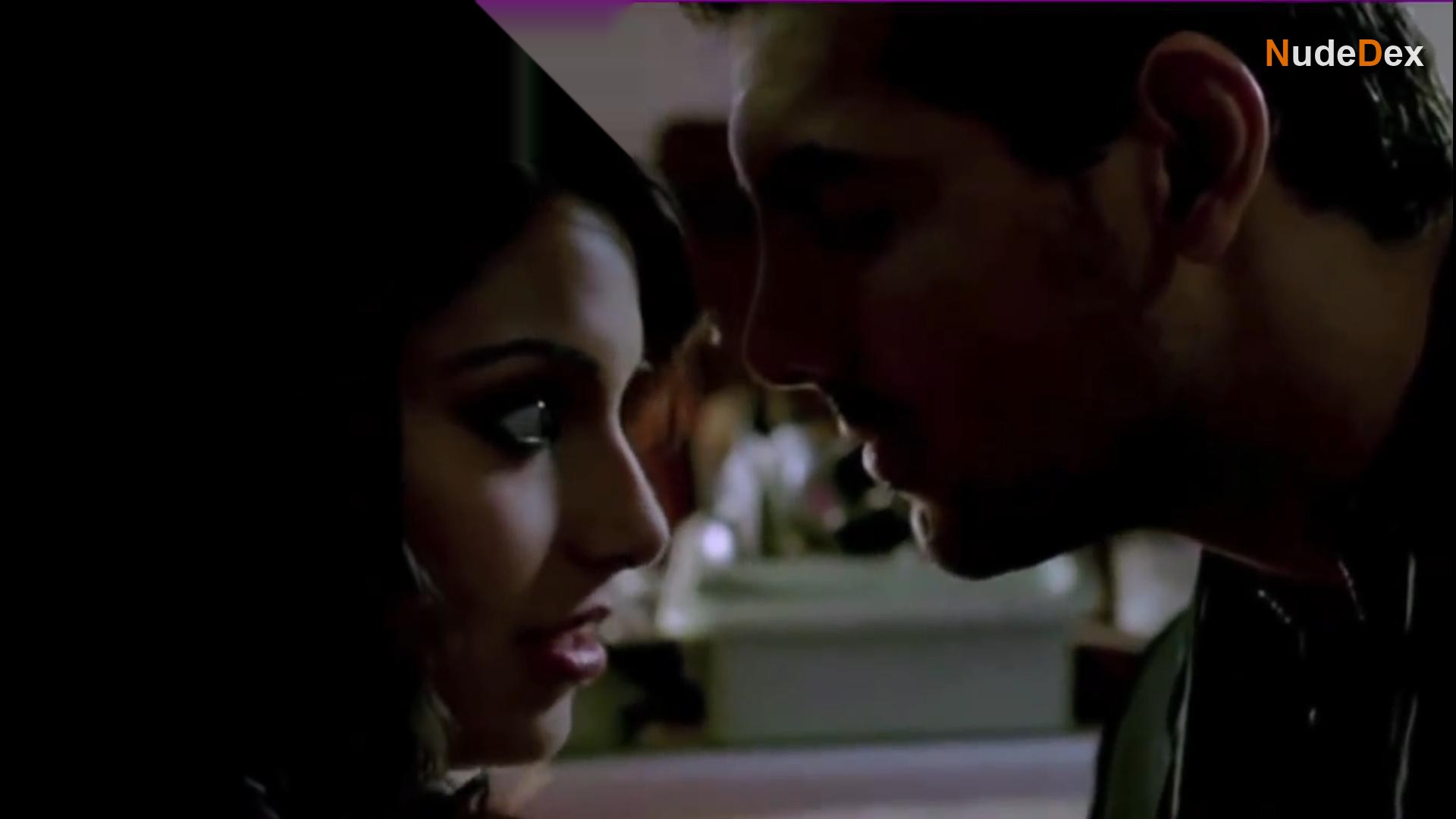 Bipasha Basu in Dhan Dhana Dhan Goal, photo 4