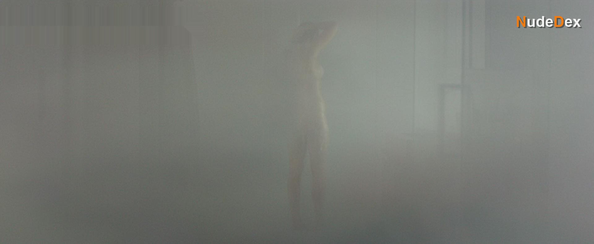 Blake Lively in All I See Is You, photo 10