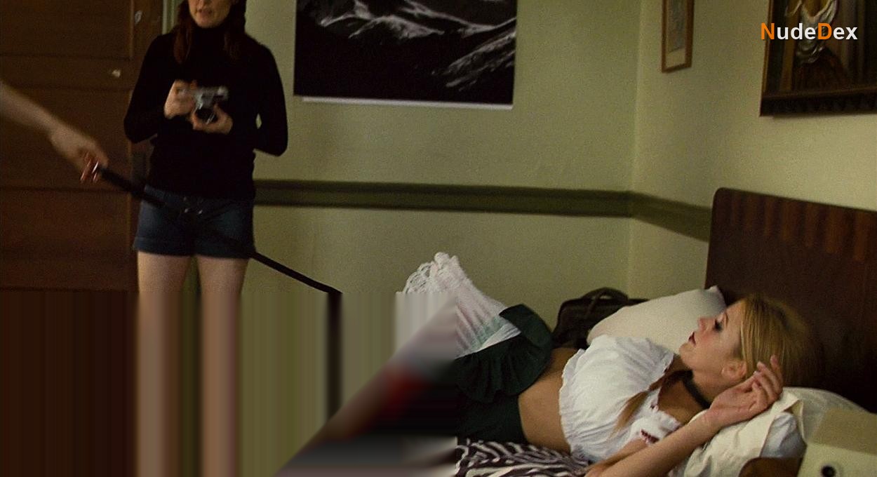 Blake Lively in The Private Lives Of Pippa Lee, photo 1