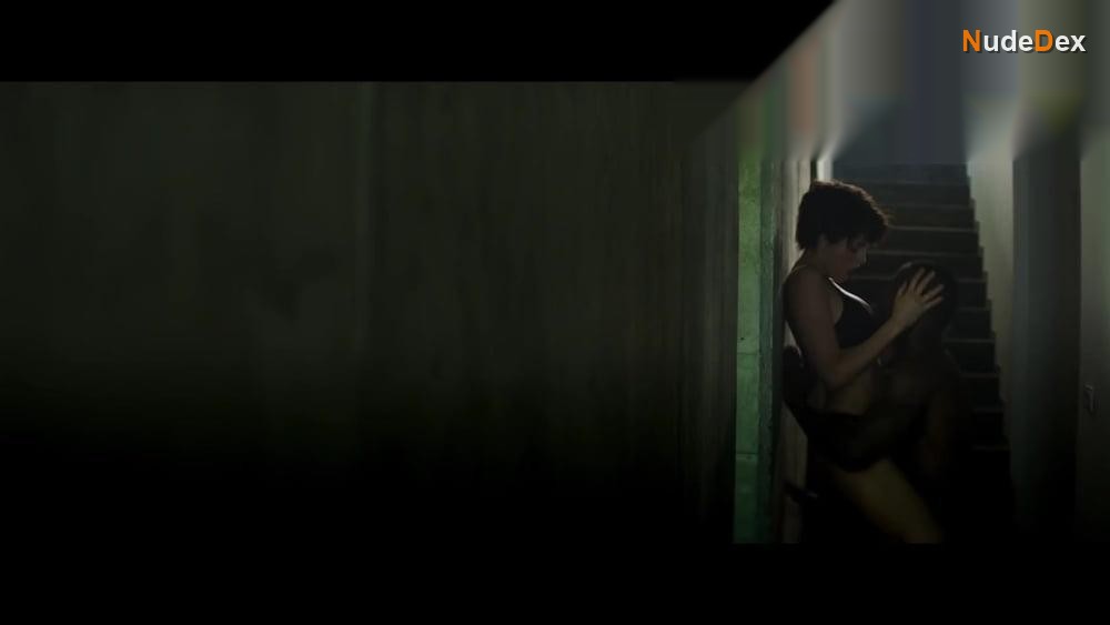 Blake Lively in The Rhythm Section, photo 3