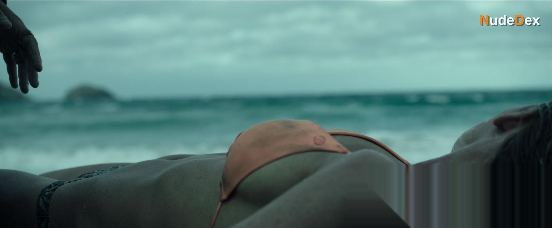Blake Lively in The Shallows, photo 5