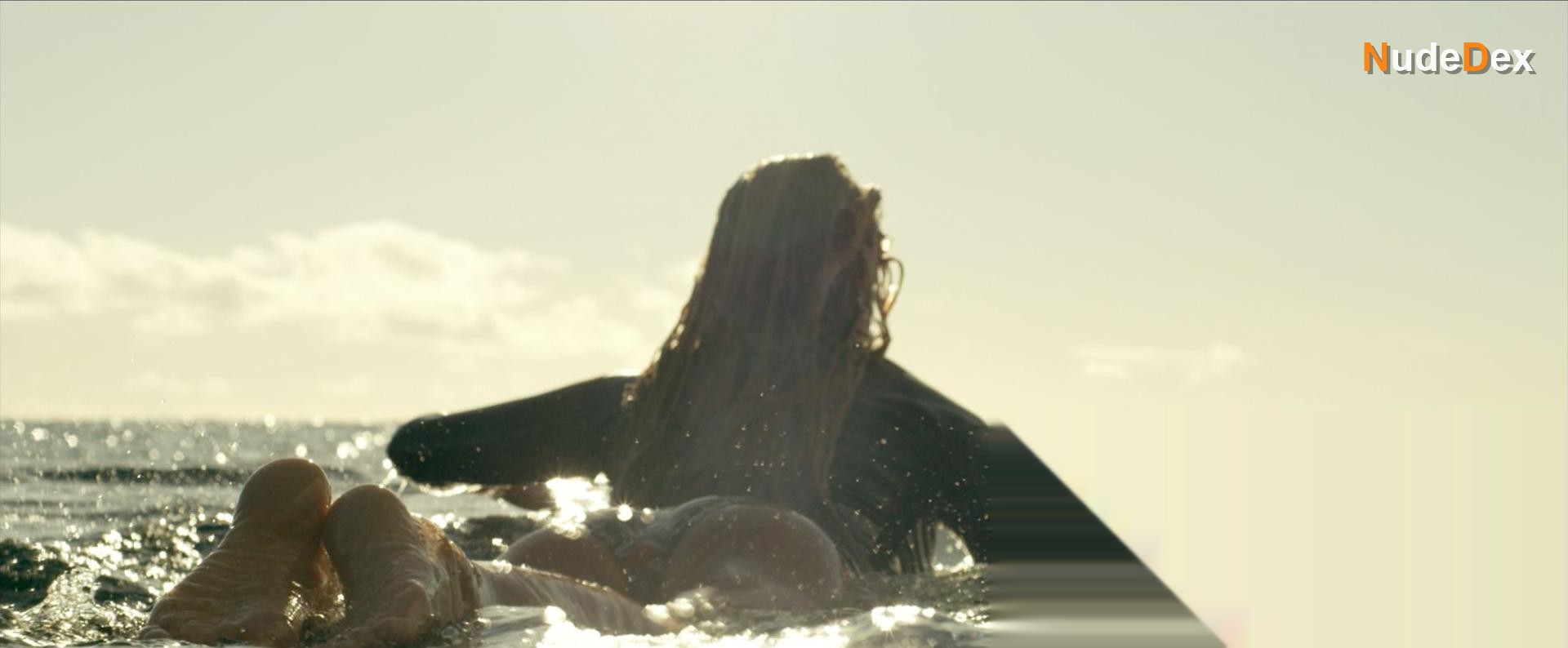 Blake Lively in The Shallows, photo 9