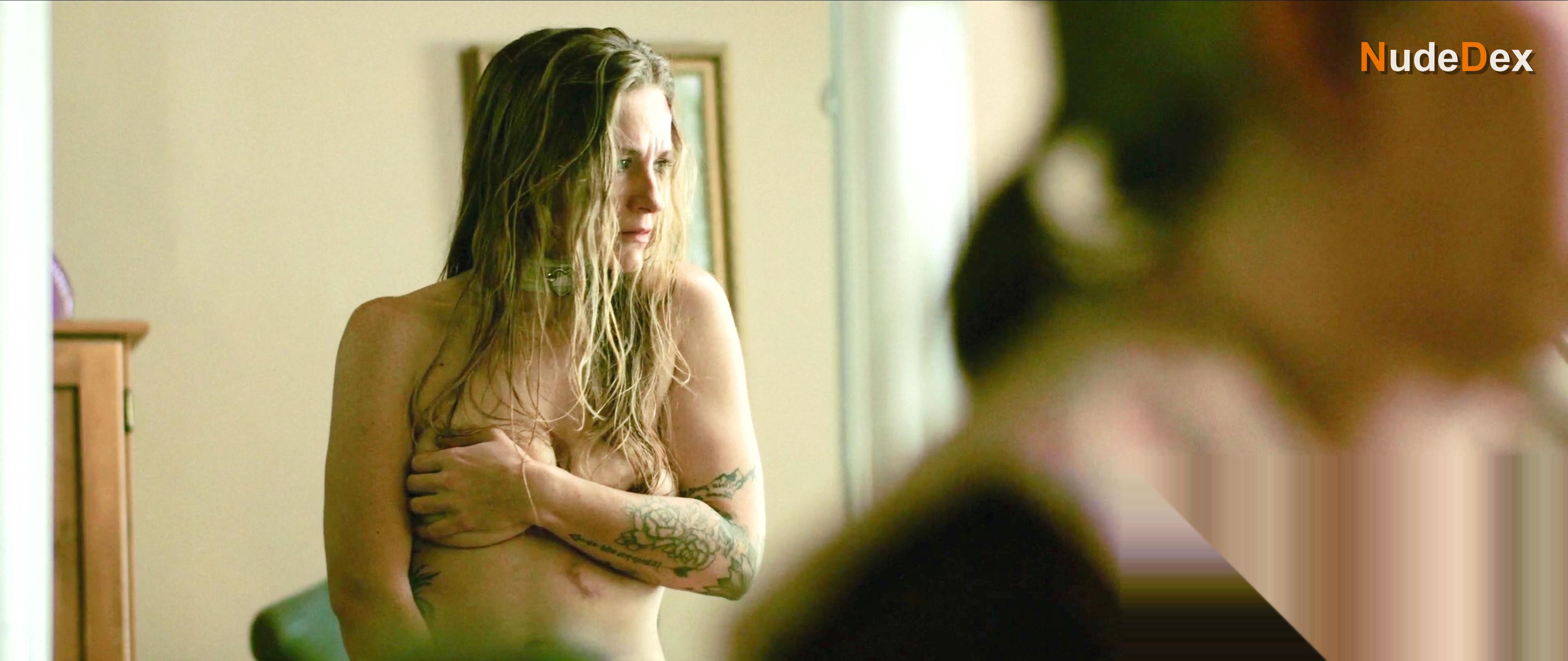 Bonnie Jean Tyer in Straight On Till Morning, photo 21