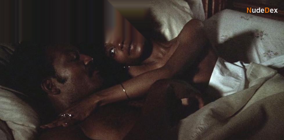 Brenda Sykes in Black Gunn, photo 1