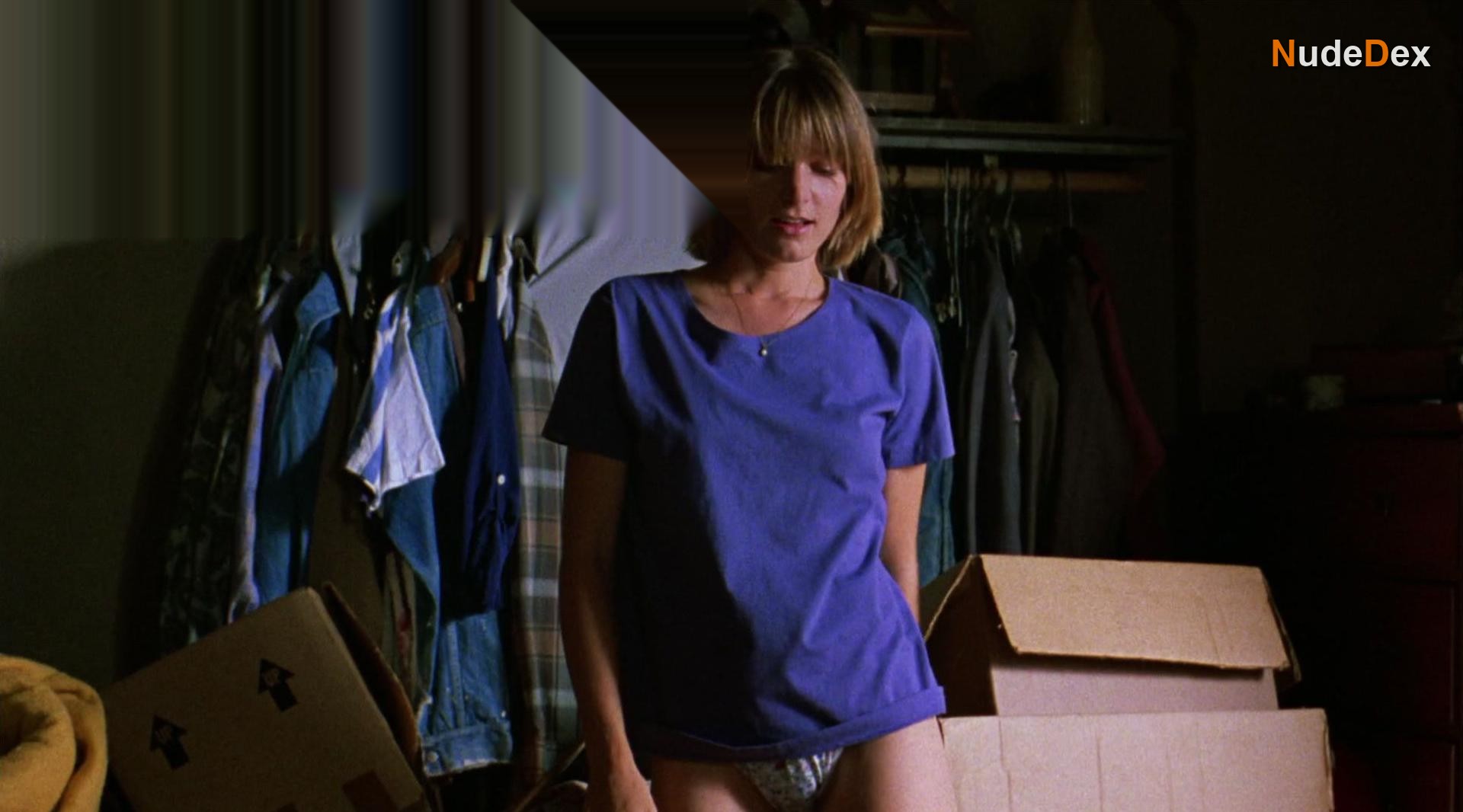 Bridget Fonda in Bodies Rest Motion, photo 4