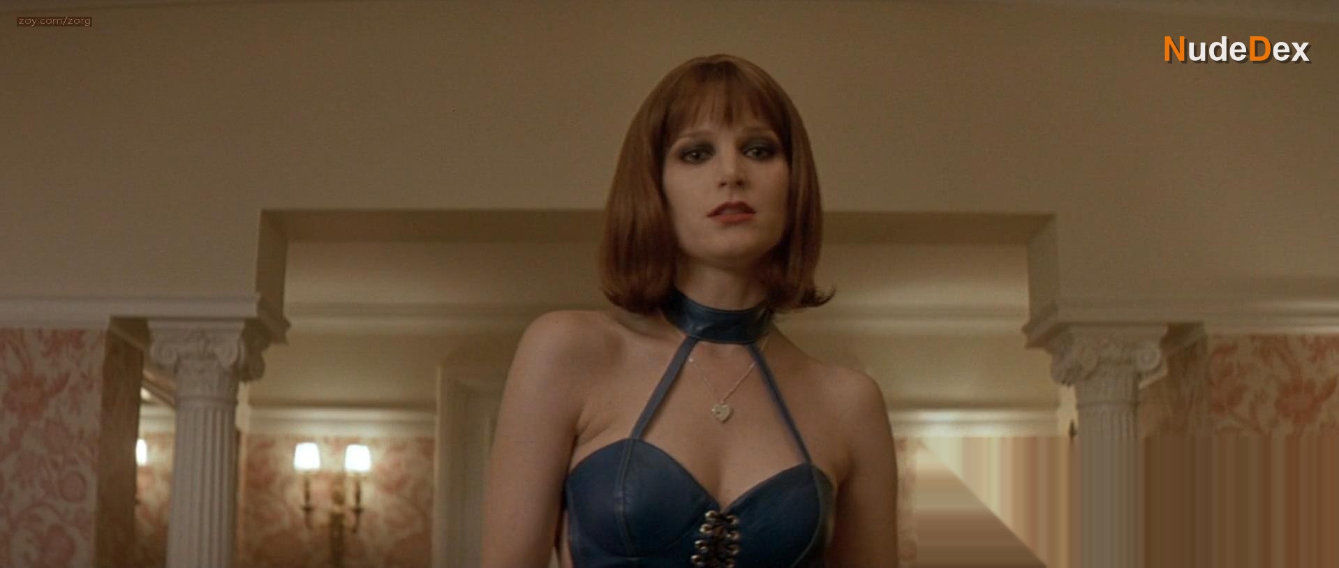 Bridget Fonda in Kiss Of The Dragon, photo 6