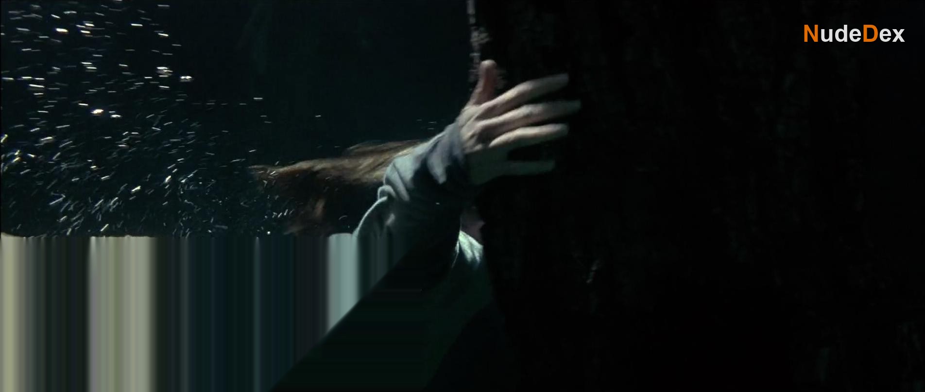 Bridget Fonda in Lake Placid, photo 1