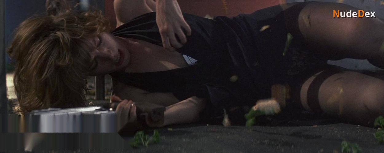 Bridget Fonda in Point Of No Return, photo 8