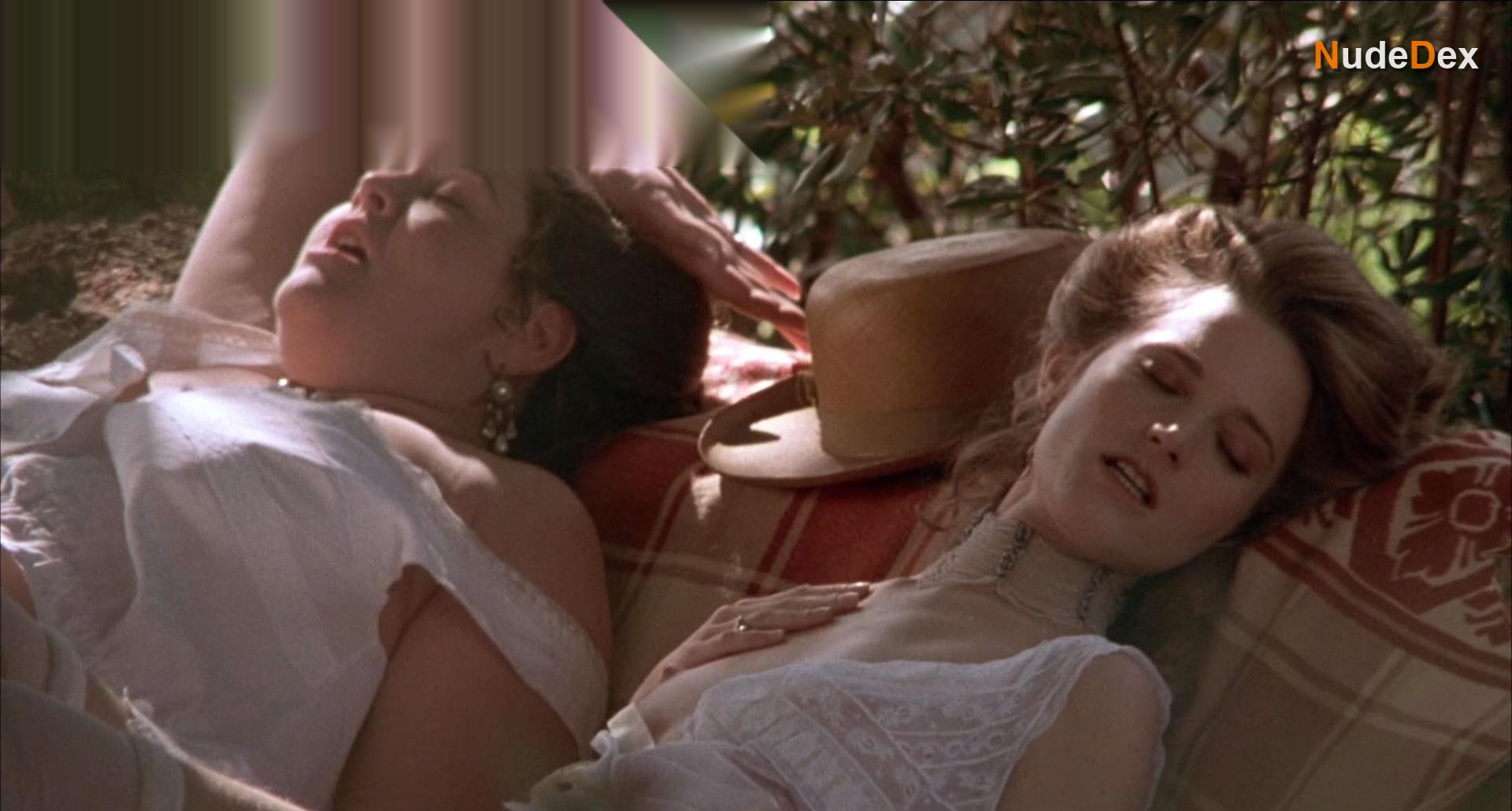 Bridget Fonda in The Road To Wellville, photo 5