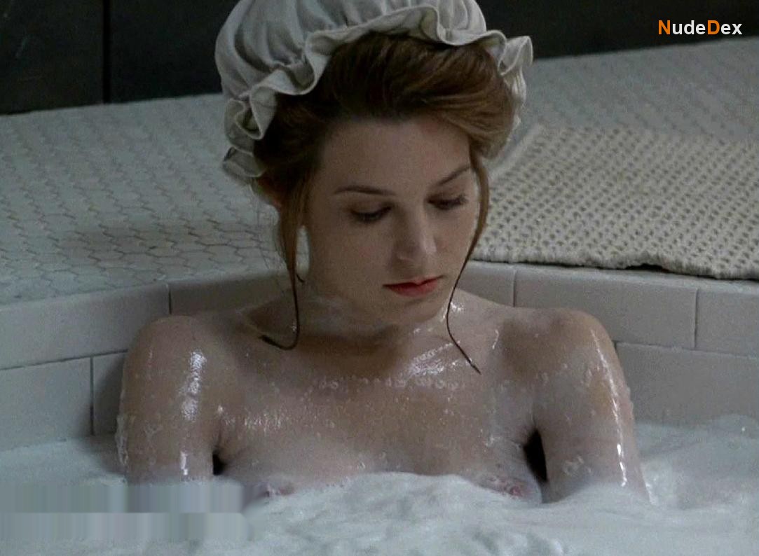 Bridget Fonda in The Road To Wellville, photo 6