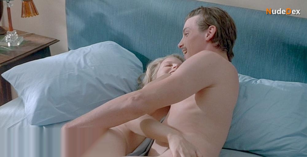 Bridget Fonda in Touch, photo 1