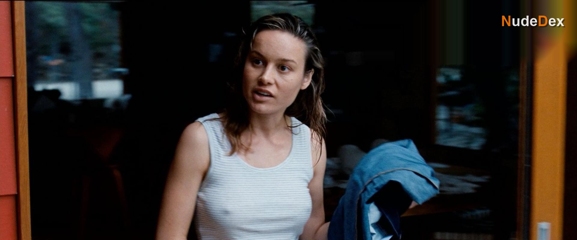 Brie Larson in Digging For Fire, photo 2