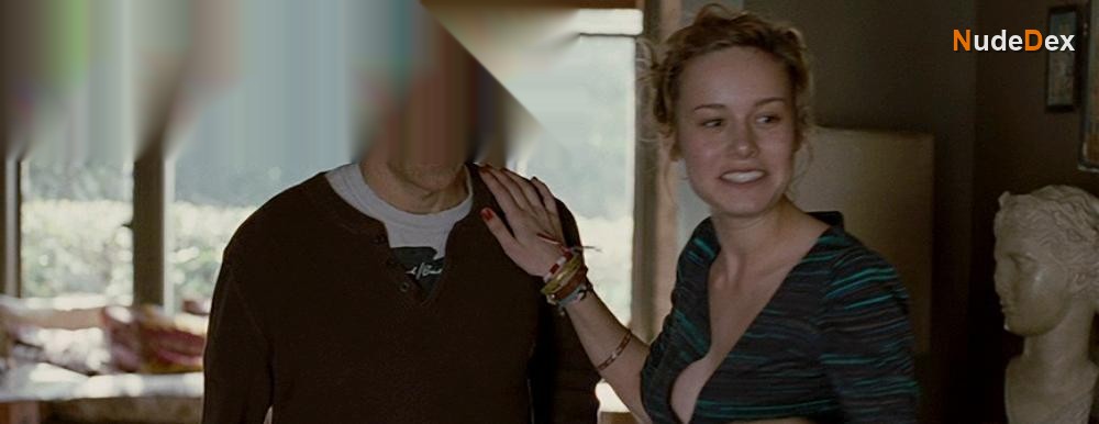 Brie Larson in Greenberg, photo 1