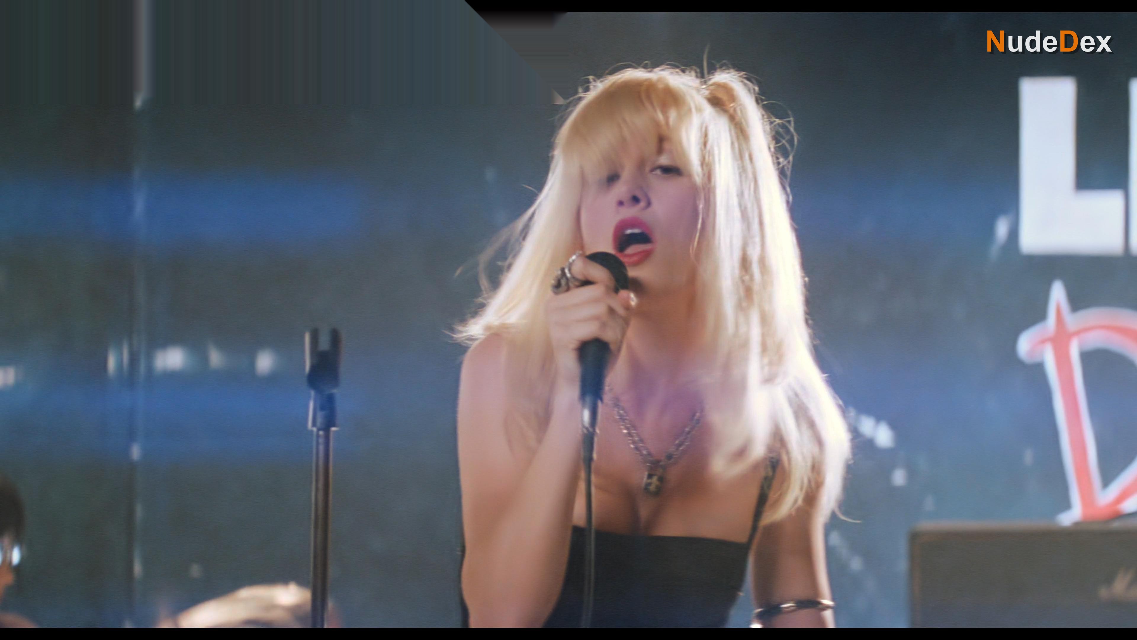 Brie Larson in Scott Pilgrim Vs. The World, photo 2