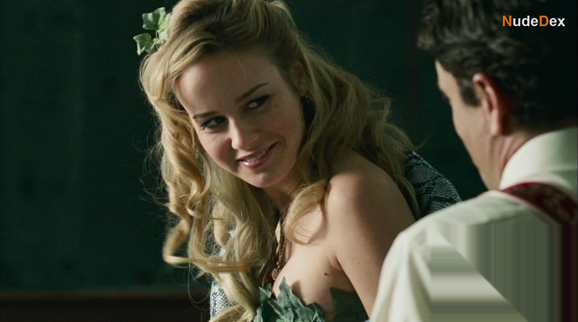 Brie Larson in Tanner Hall, photo 10