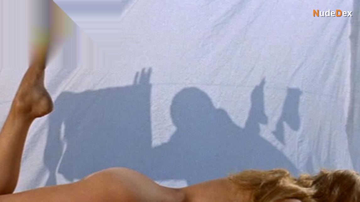 Brigitte Bardot in And God Created Woman, photo 2