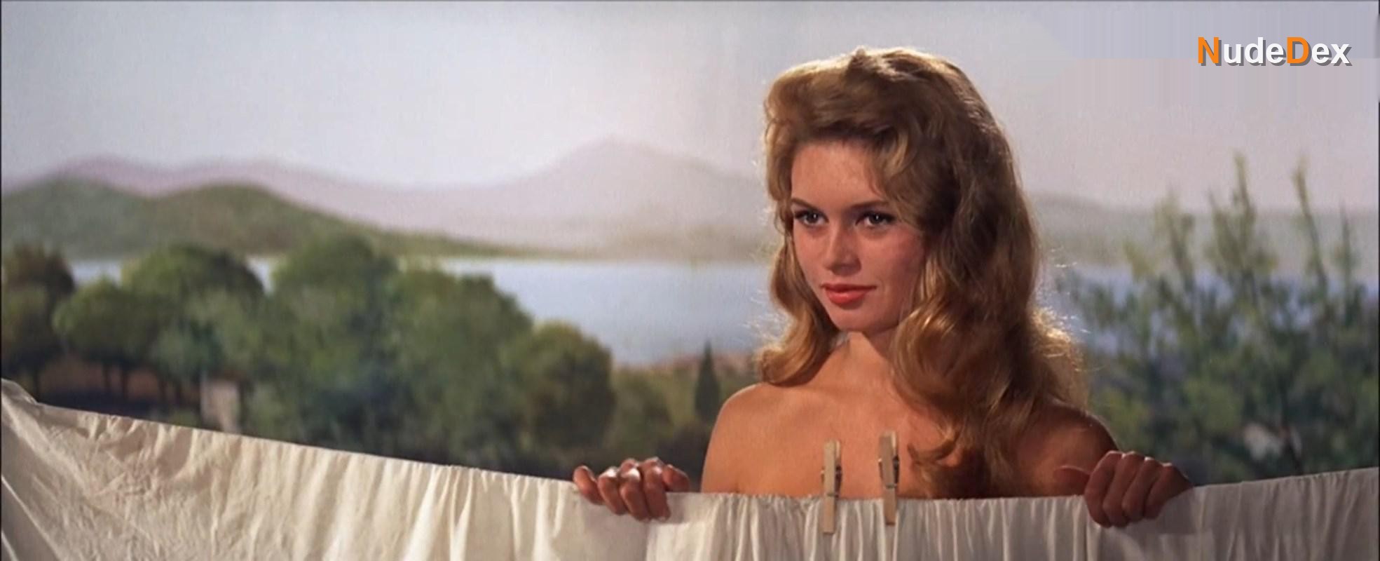 Brigitte Bardot in And God Created Woman, photo 23