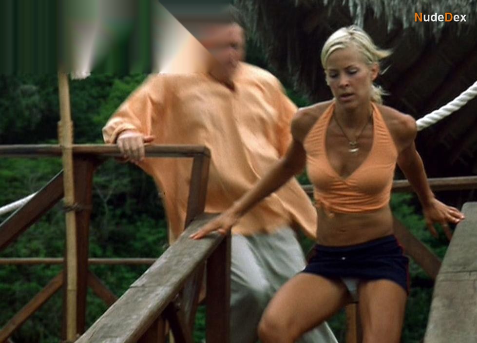 Brittany Daniel in Club Dread, photo 5