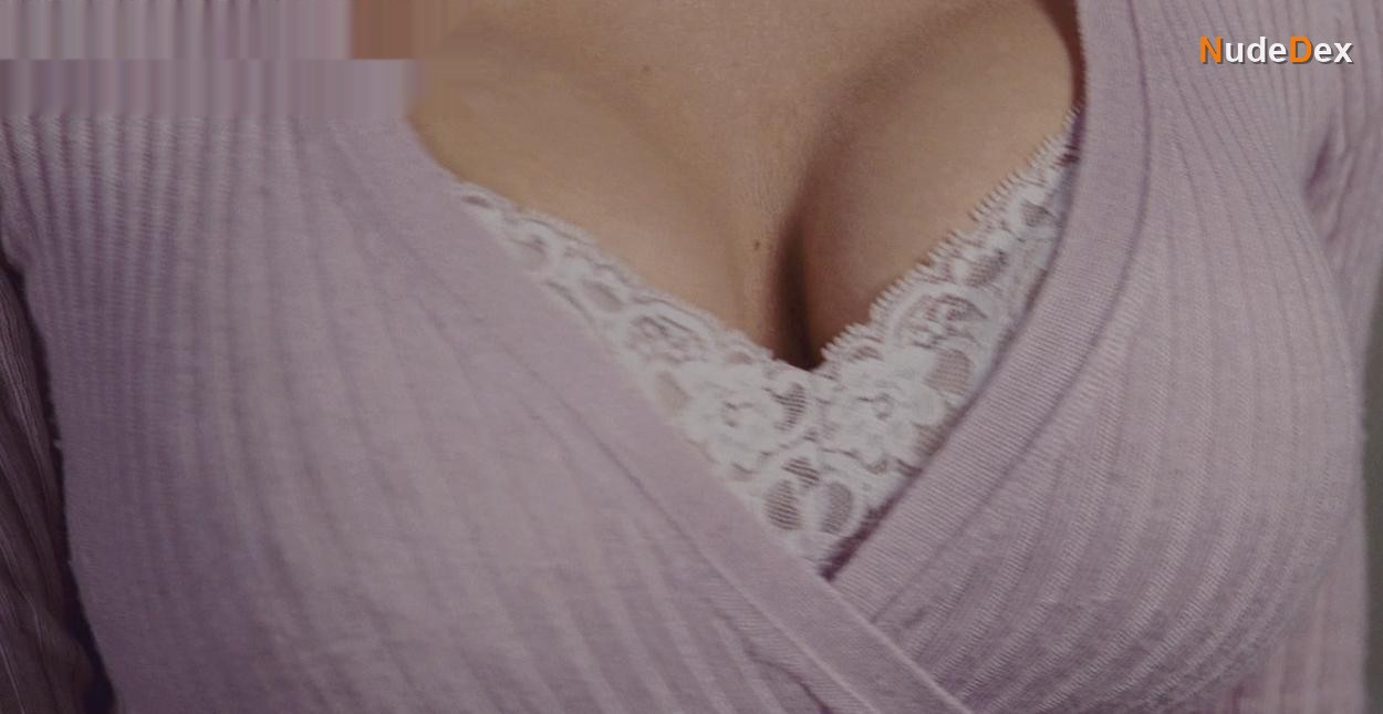 Brittany Daniel in Little Man, photo 3