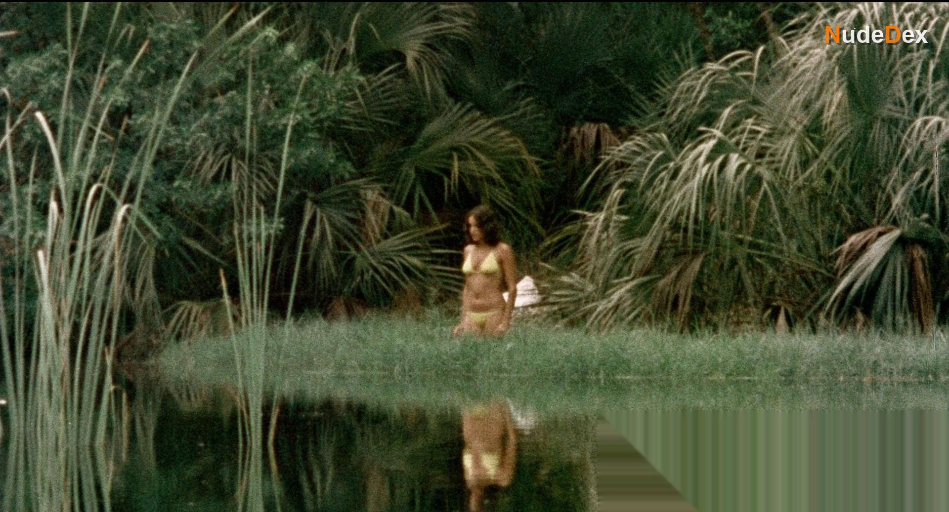 Brooke Adams in Shock Waves, photo 6