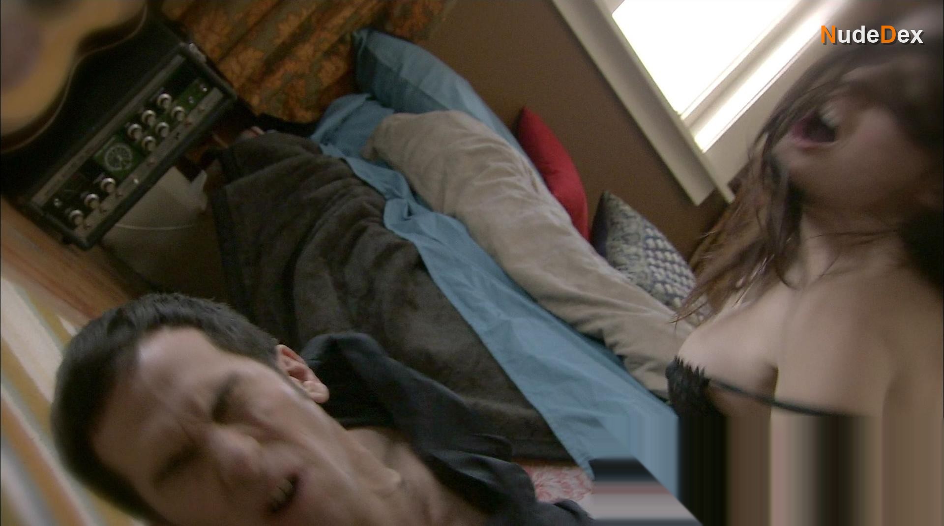 Brooke Williams in The Almighty Johnsons, photo 3