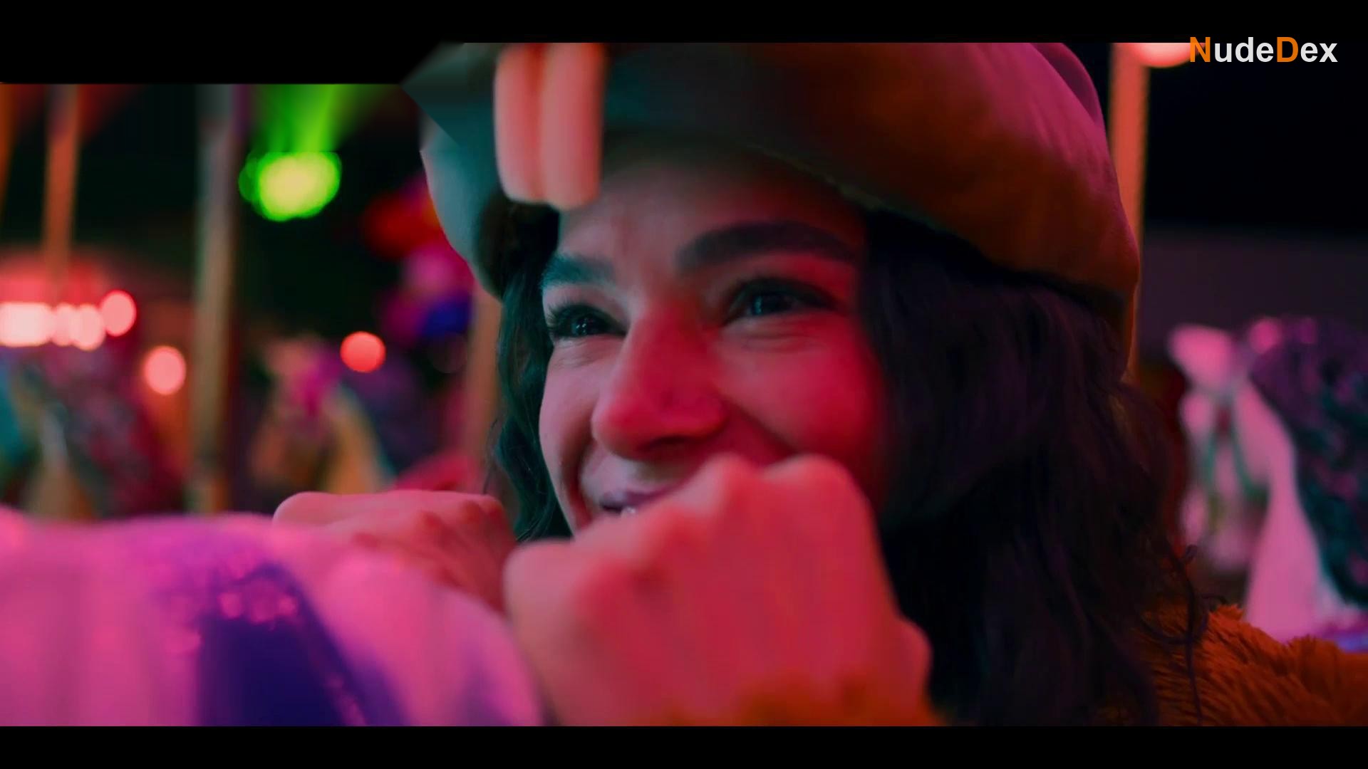 Bruna Marquezine in Bia Victor Love Of My Life, photo 23