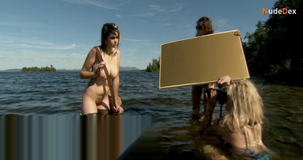 Bully Suicide in Suicide Girls Must Die, photo 3