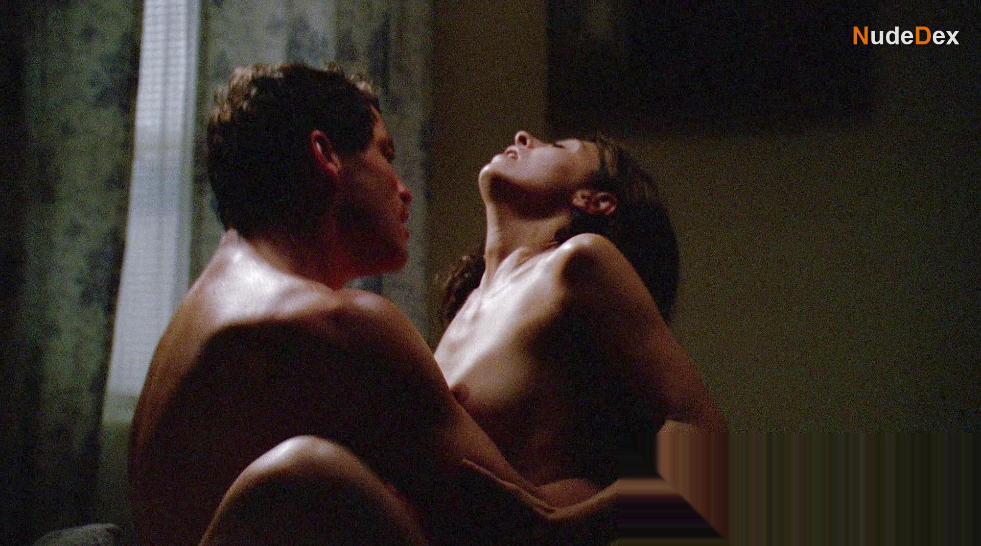Callie Thorne in The Wire, photo 2