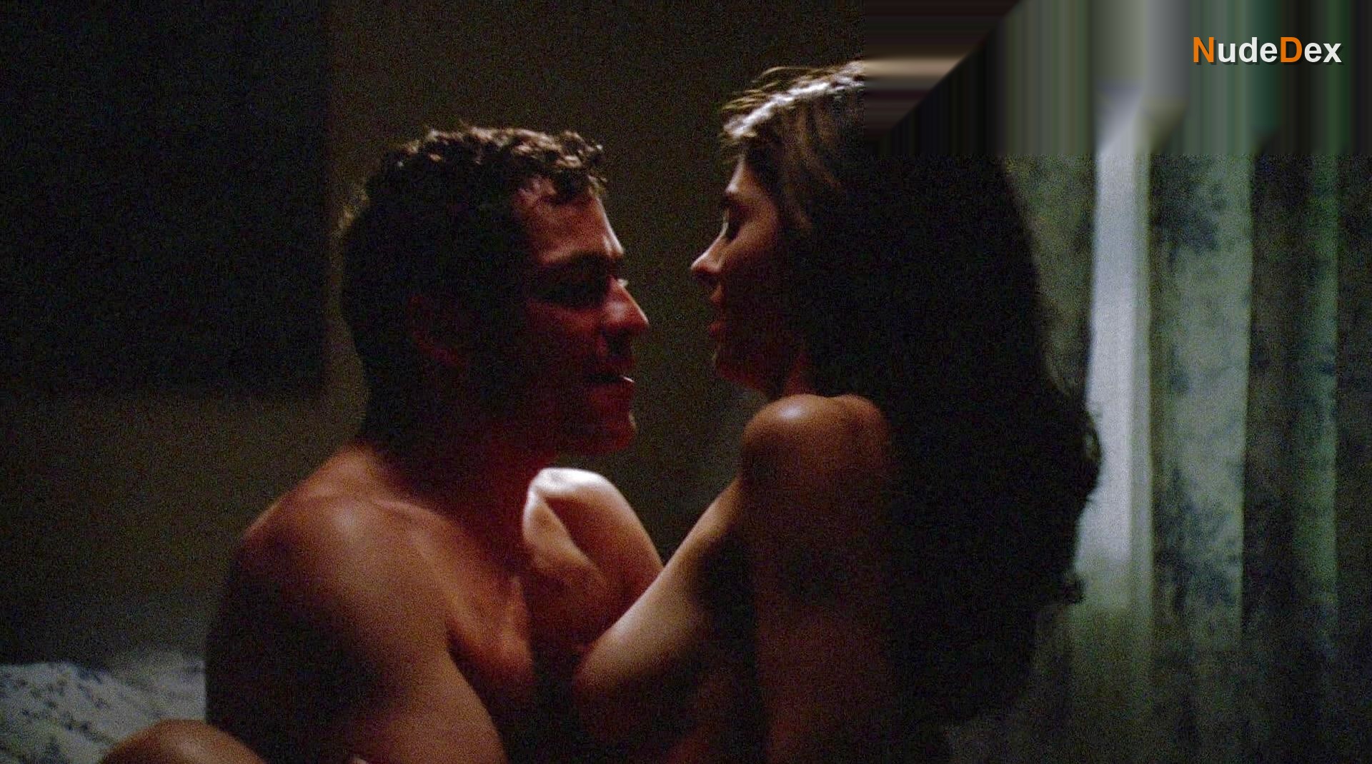 Callie Thorne in The Wire, photo 6
