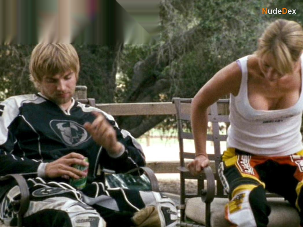 Cameron Richardson in Supercross, photo 1