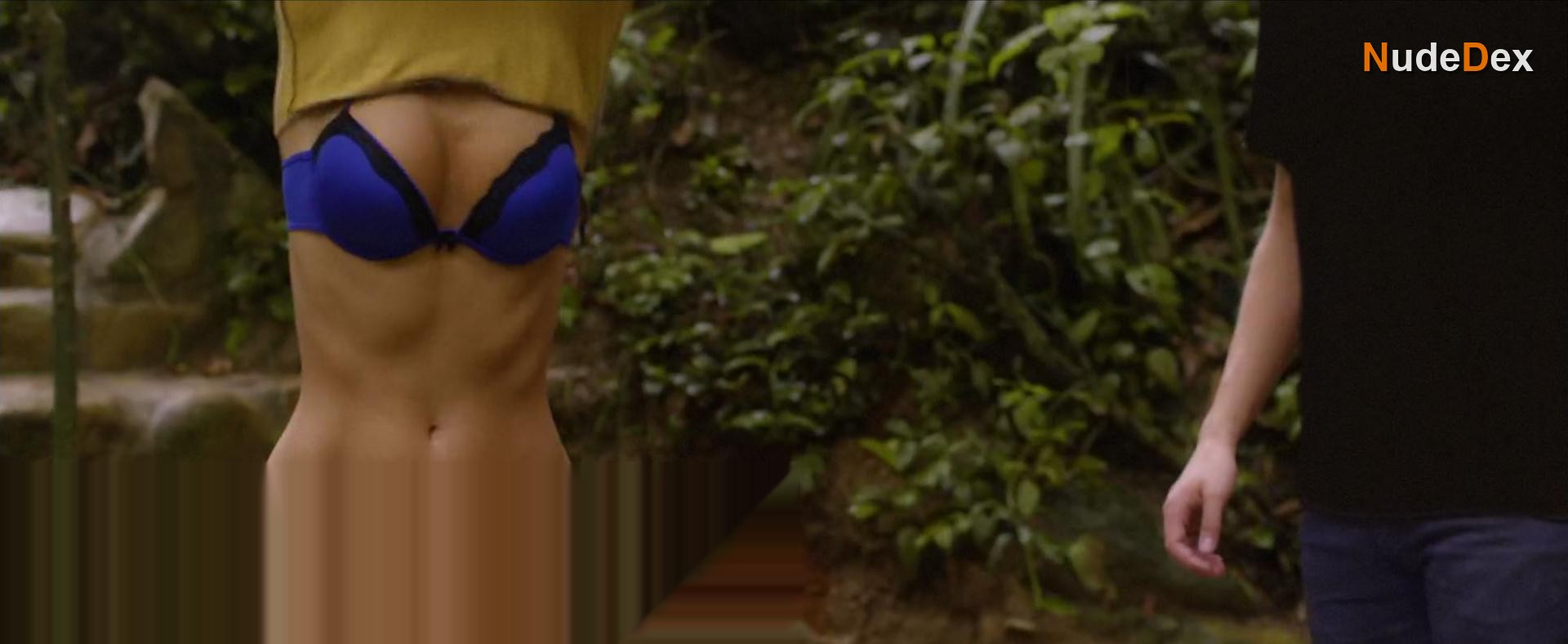Camilla Belle in Sundown, photo 3