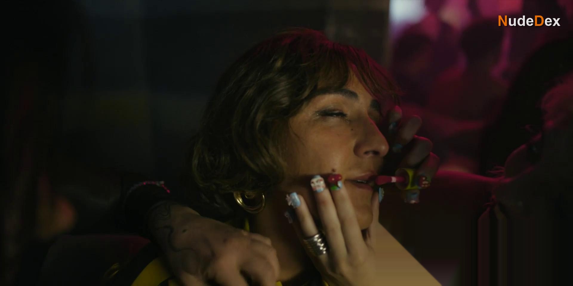 Candela Pena in Furia, photo 23