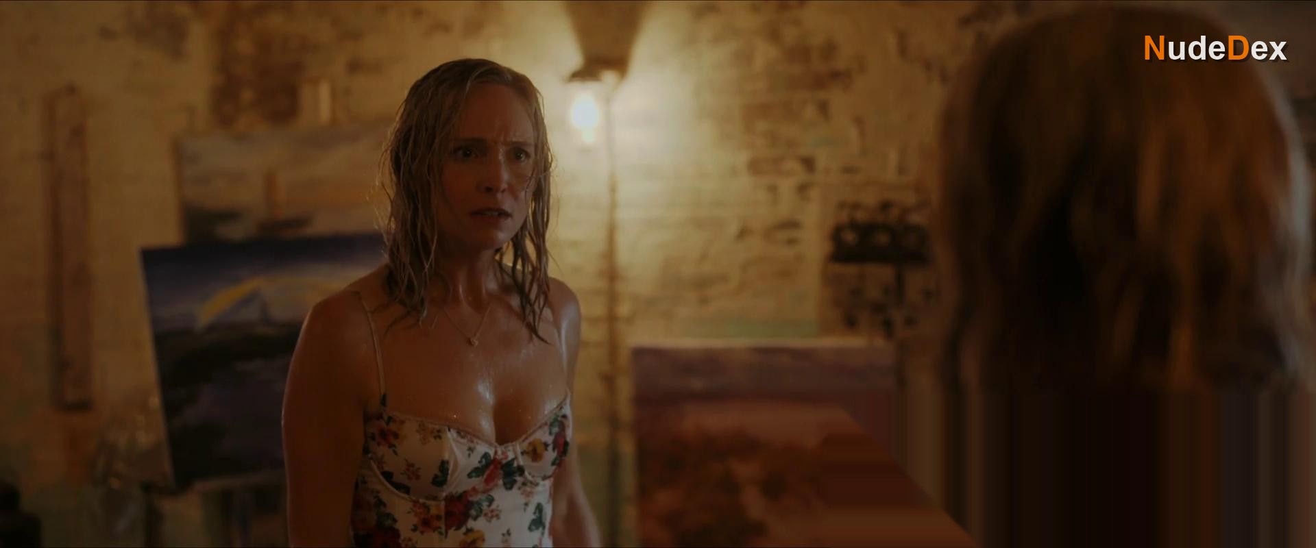 Candice King in We Were Liars, photo 2