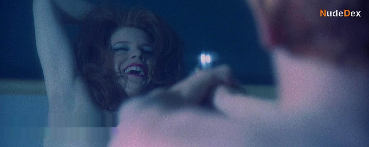 Candy Clark in The Man Who Fell To Earth, photo 10