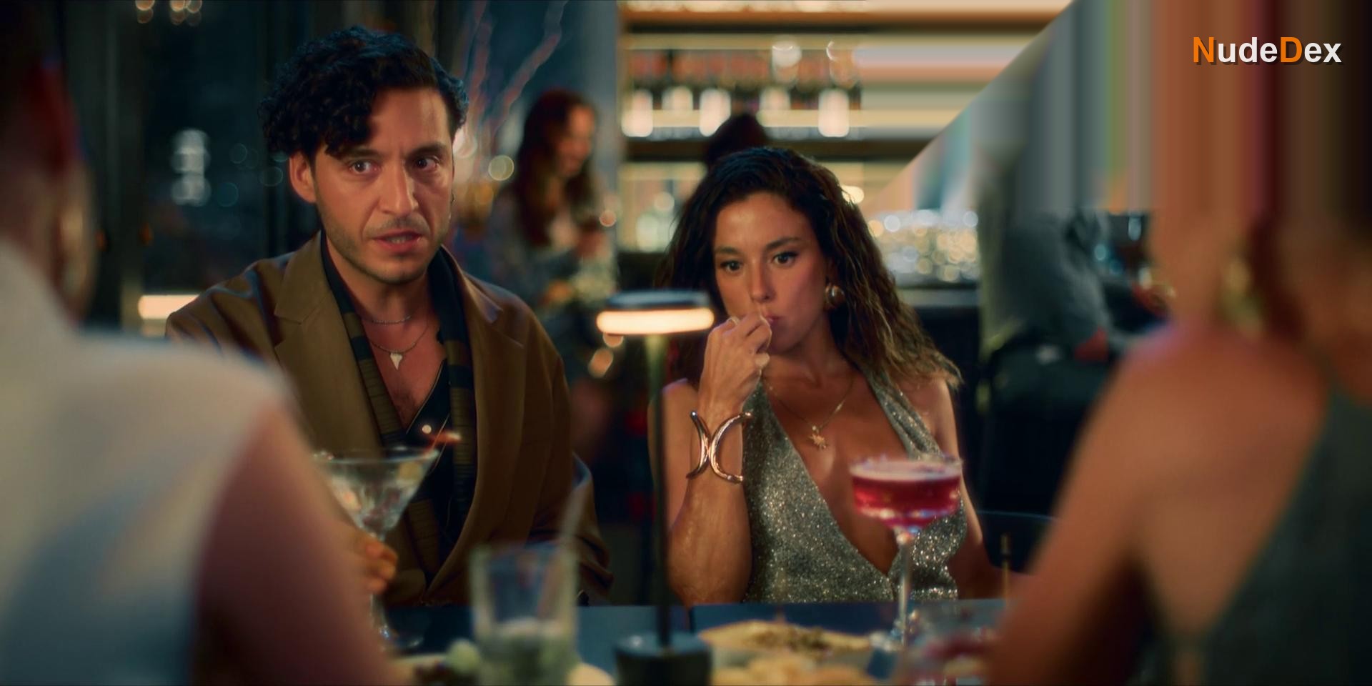 Cansu Tosun in She Said Maybe, photo 3