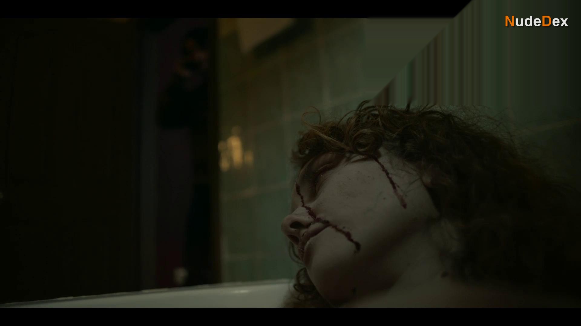 Cansu Turedi in The Funeral, photo 3